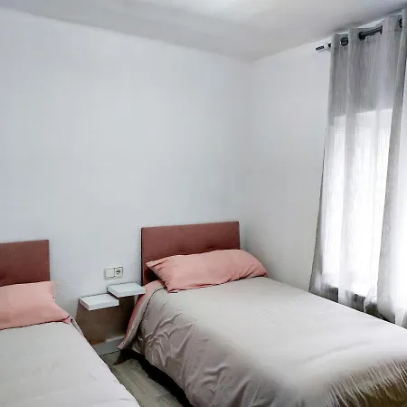 La Casita De *